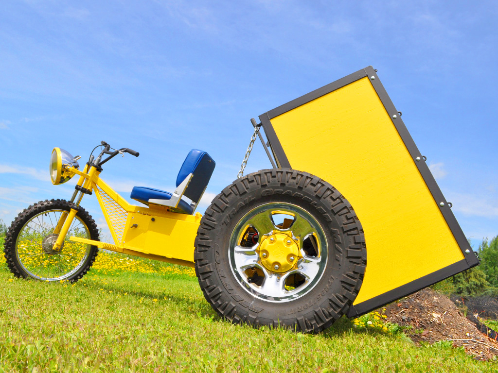 YardMule Electric Tractor - tractor dump box